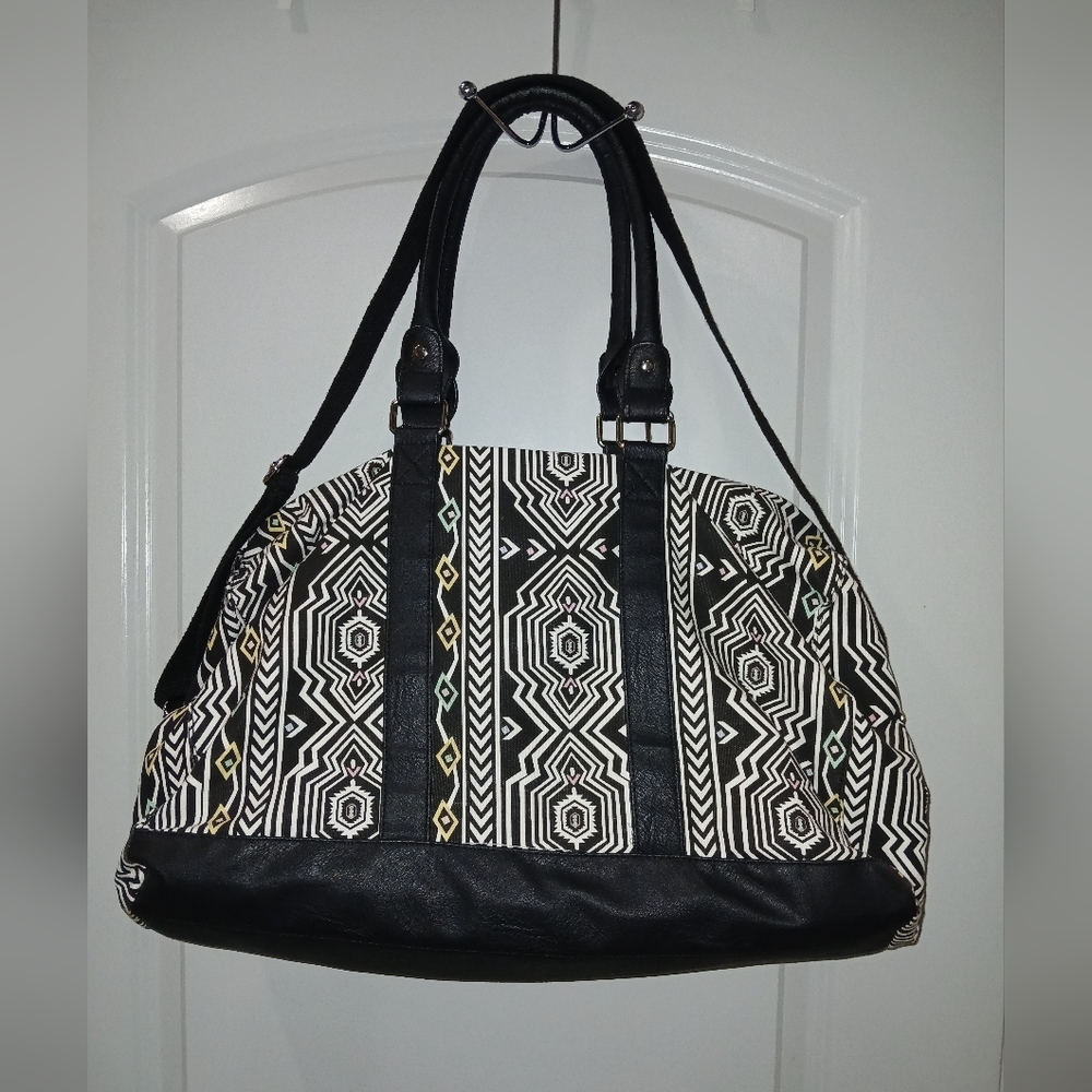 Black and White Geometric Patterned Women's Bag